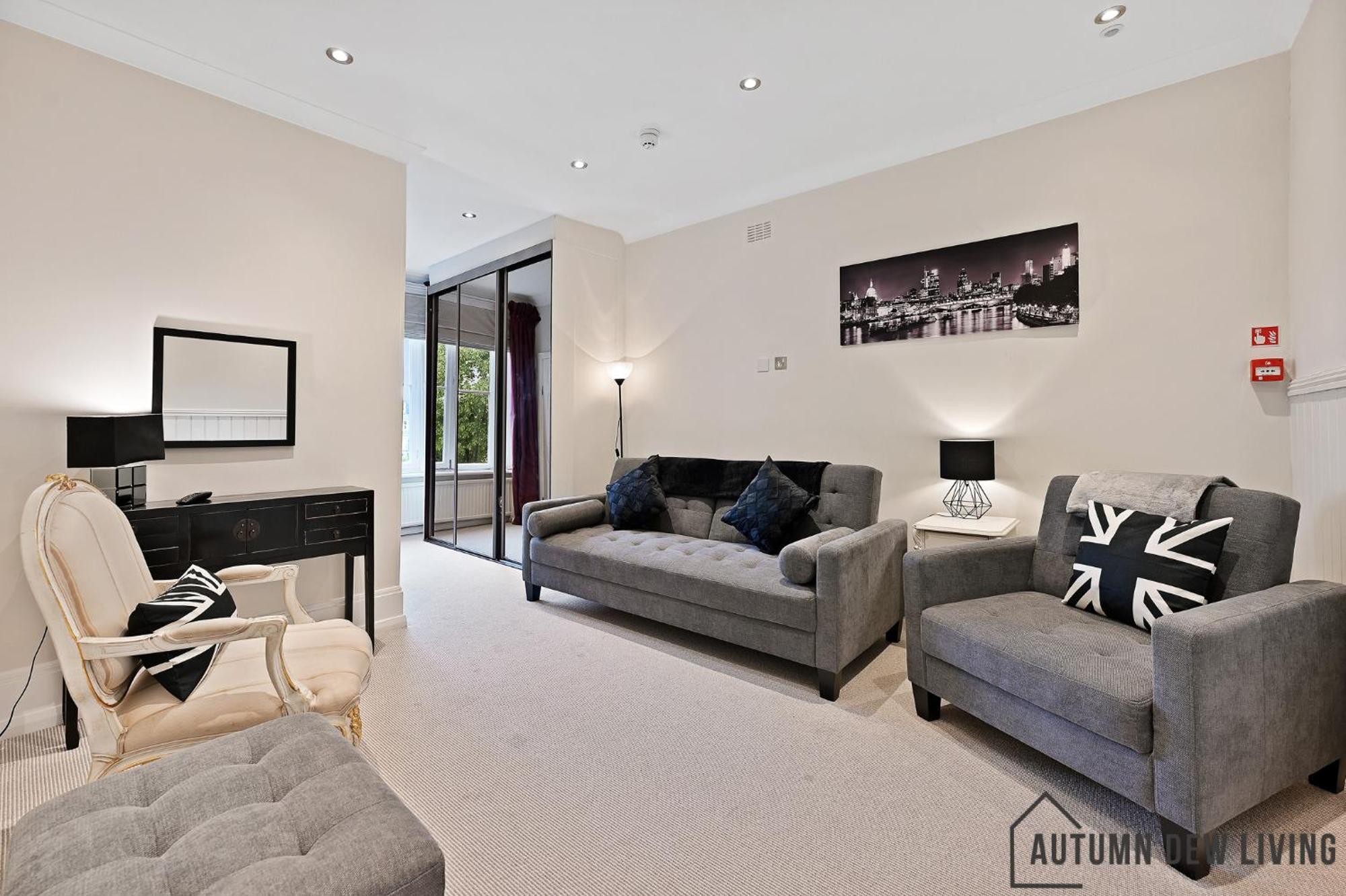 Beautiful 2 King Size Beds 2 Bath- Sleeps 5 In Earls Court Διαμέρισμα Λονδίνο Εξωτερικό φωτογραφία