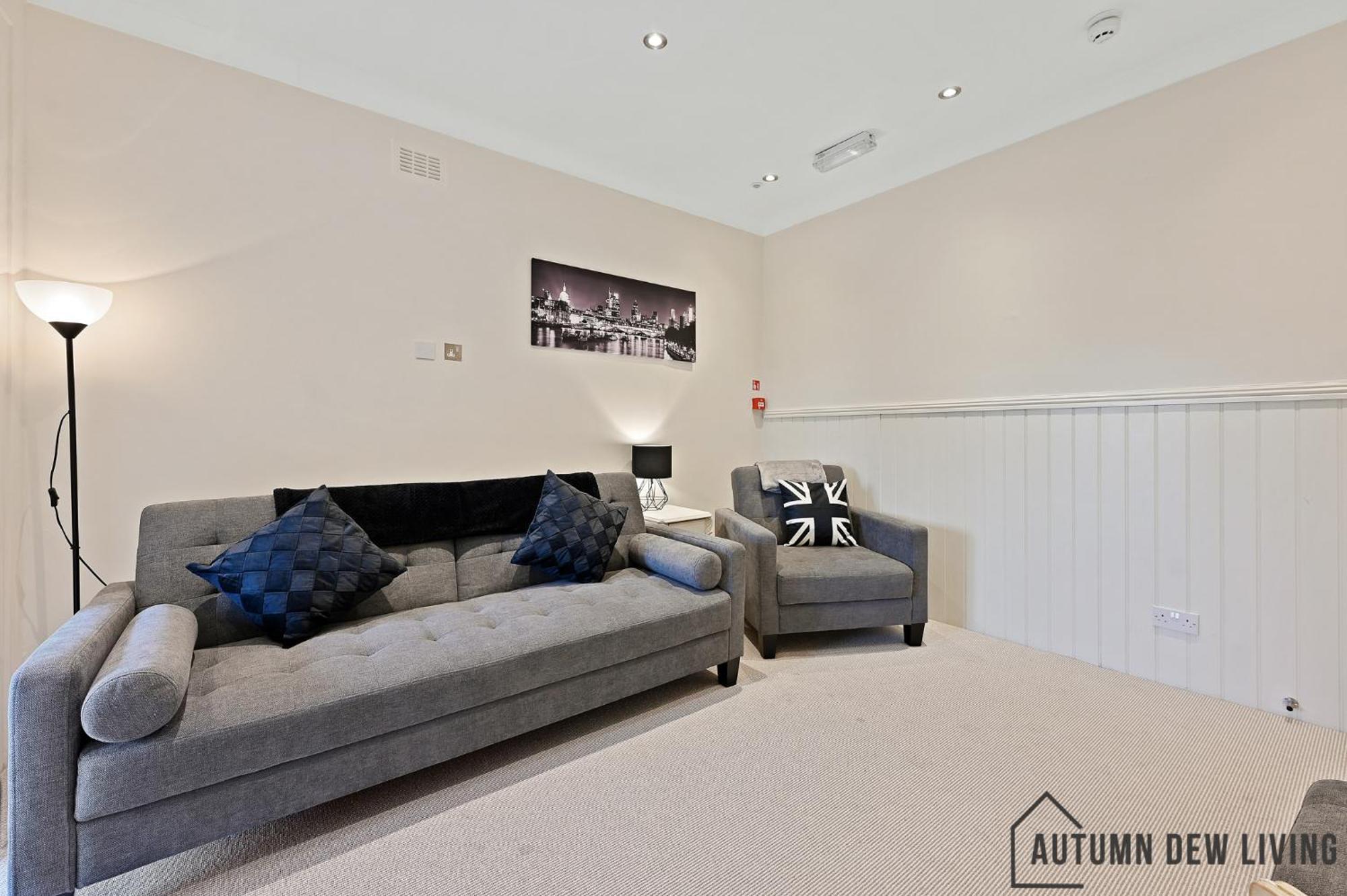 Beautiful 2 King Size Beds 2 Bath- Sleeps 5 In Earls Court Διαμέρισμα Λονδίνο Εξωτερικό φωτογραφία